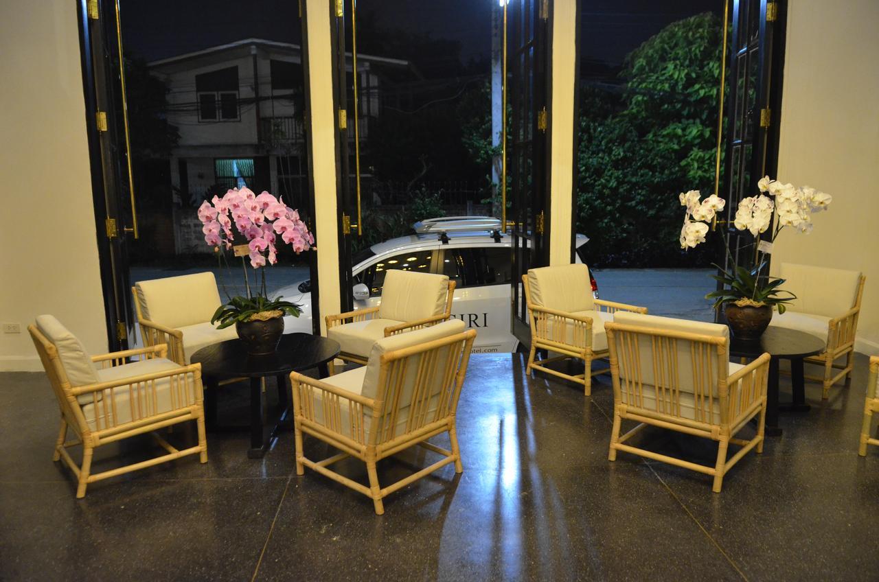 Buri Siri Boutique Hotel Chiang Mai Bagian luar foto